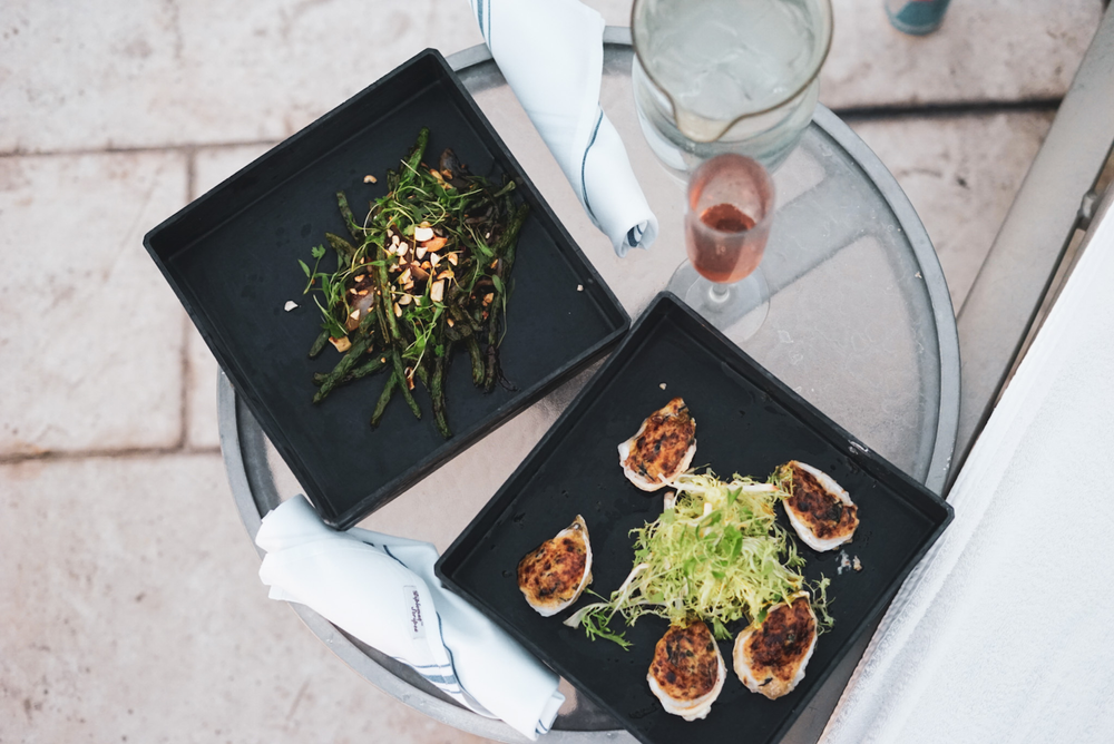Our Favorite Poolside Dinner natural kaos sanctuary girls trip