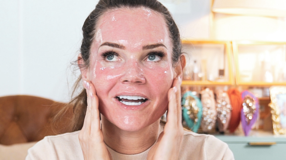 MESOSYS Age Return Carboxy Mask: Mesotherapy Treatment - treatment image