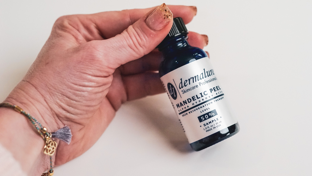 CHEMICAL PEELS 101: Acid Types - treatment image