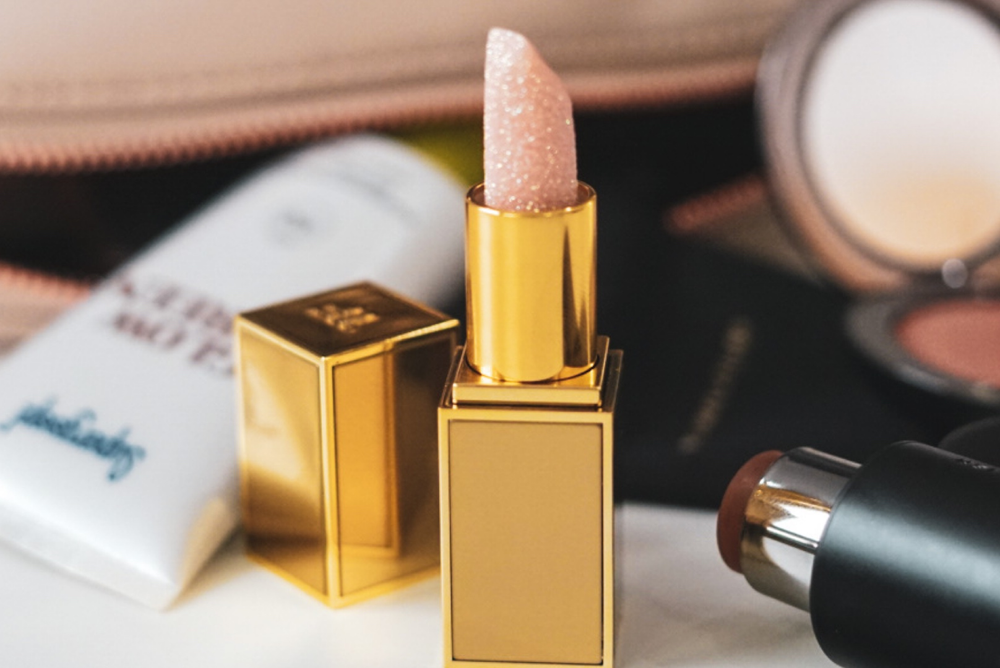Summer Glow: 4 Beauty Favorites you want, 2021 - treatment image