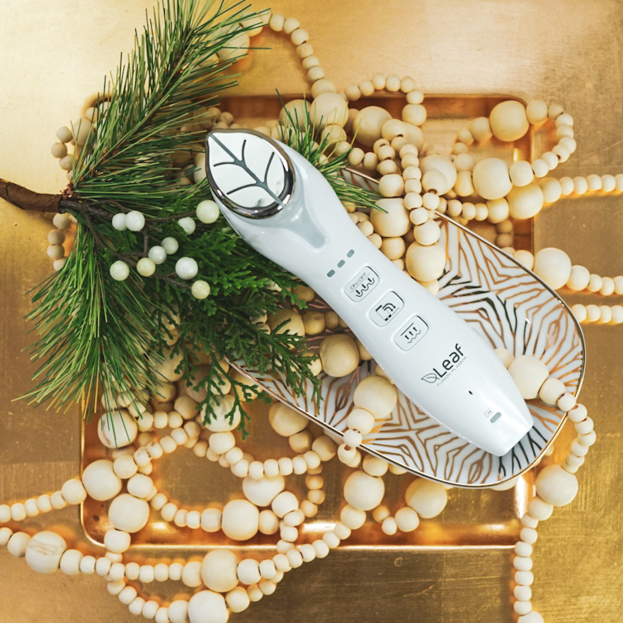 Day 11 Natural Kaos Holiday Giveaways! Leaf Fusion Plasma Device! 🎁 - treatment image