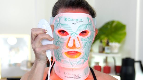 OMNILUX LED FACE, NECK &HAND