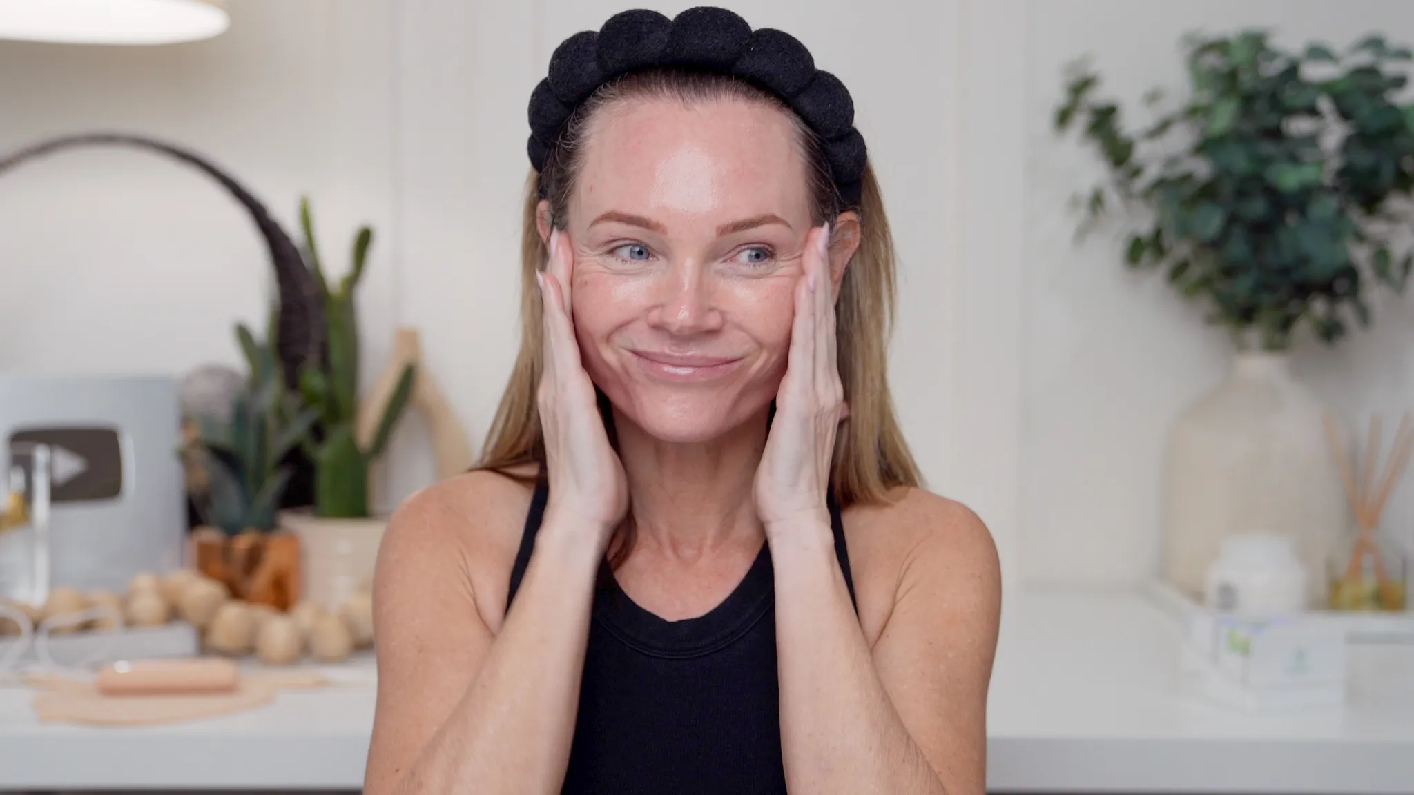Step-by-Step Microneedling with The Bien Peel - treatment image