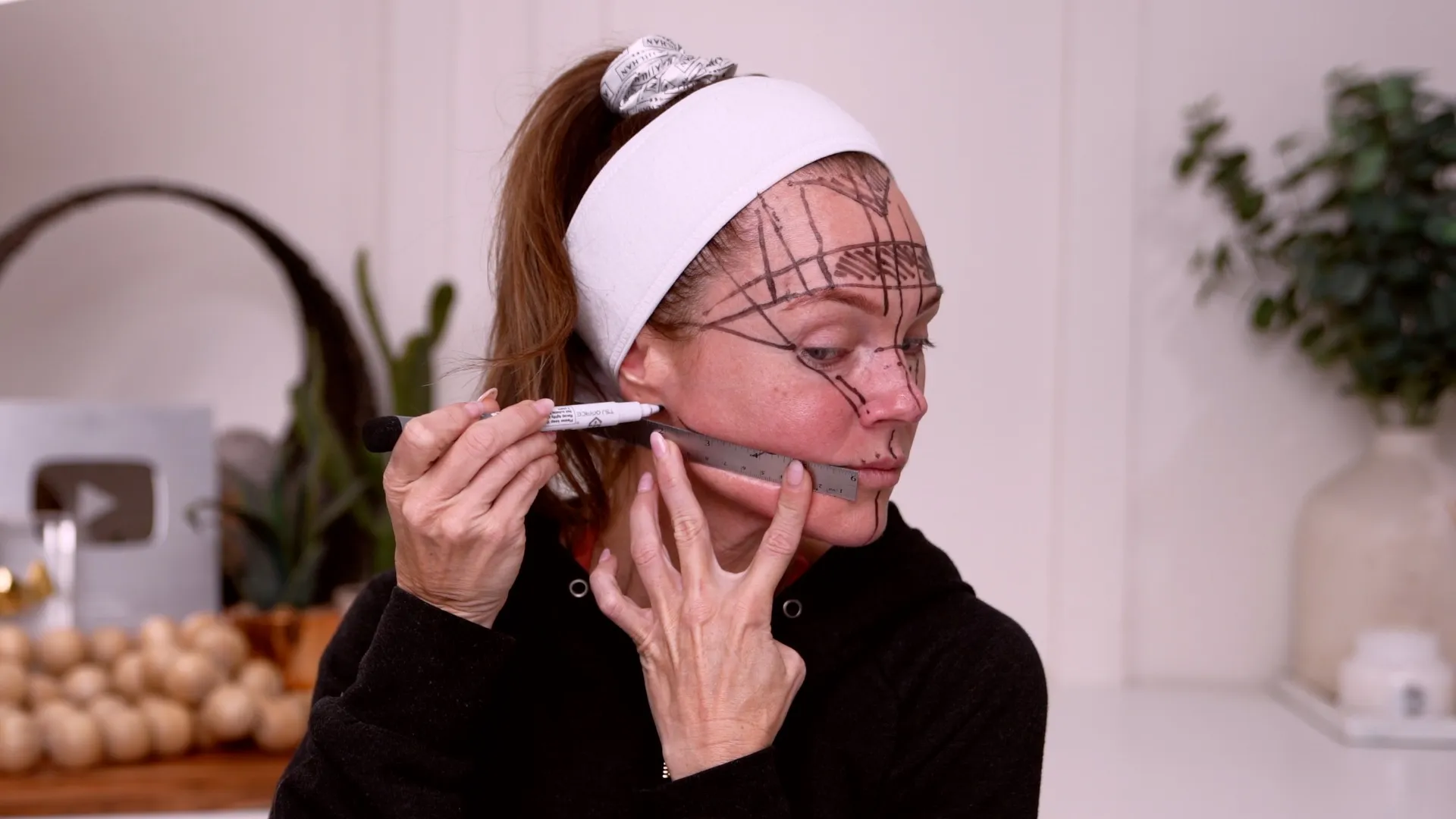 Face & Neck Map 200-UnitS Of Korean Toxin Dehantox - treatment image