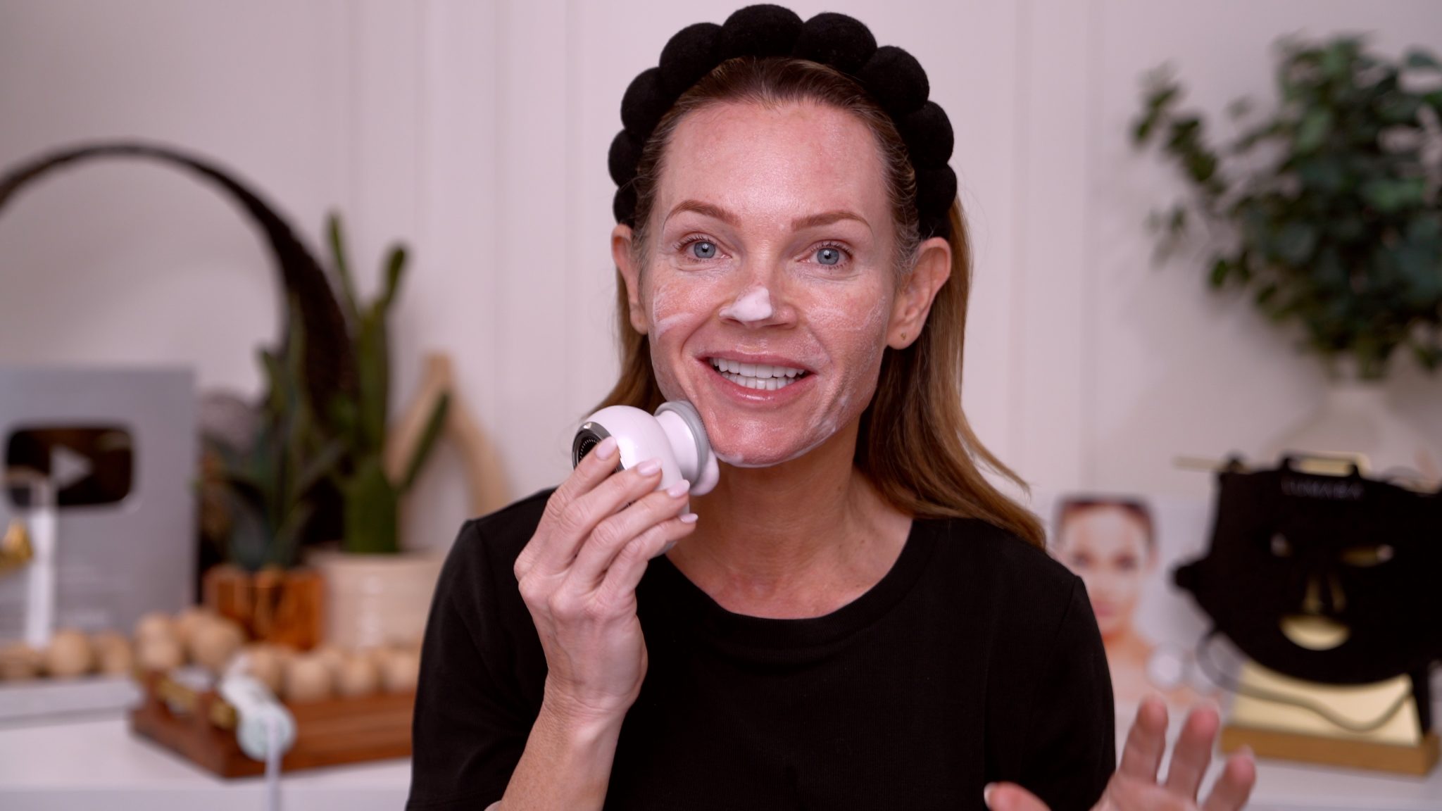 Dewy, Plump Skin at Home! LIVE Microneedling for a Glass Skin Glow - treatment image