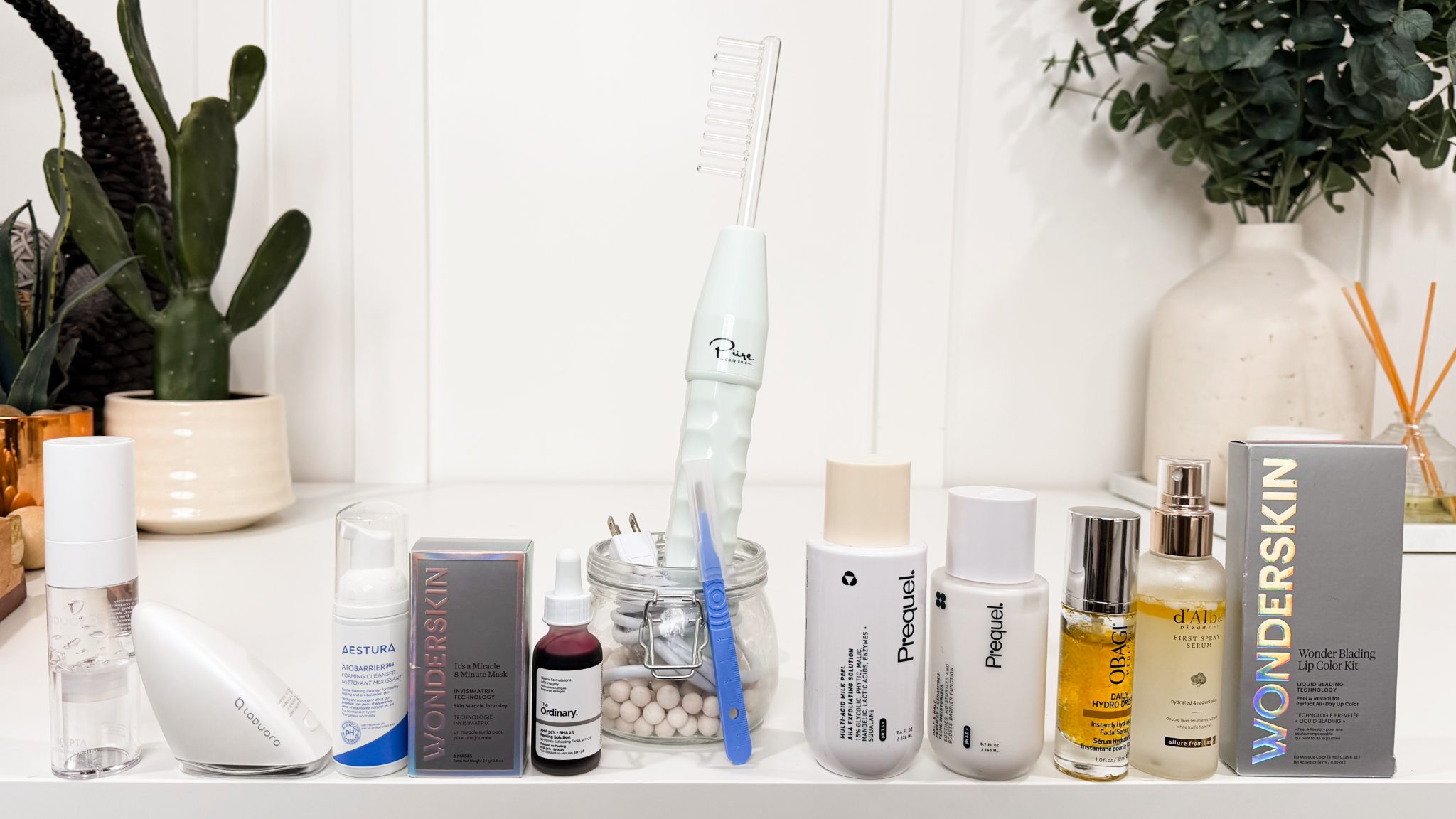 How to Dermaplane at Home: Texture Reset & Glow Routine - treatment image