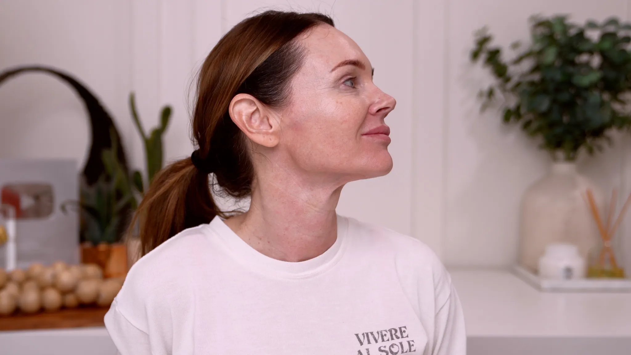 Rejuner Red Mesotherapy for Crepey Neck Skin — Complete Treatment Guide (Results + What to Expect) - treatment image