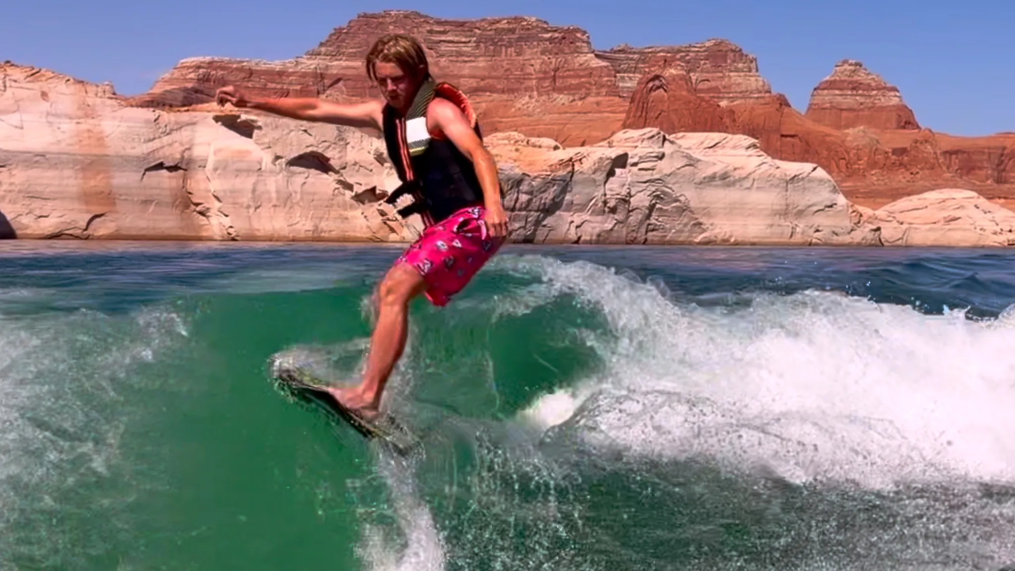 Houseboating Lake Powell in 2026: What It’s Really Like With the Water This Low - treatment image