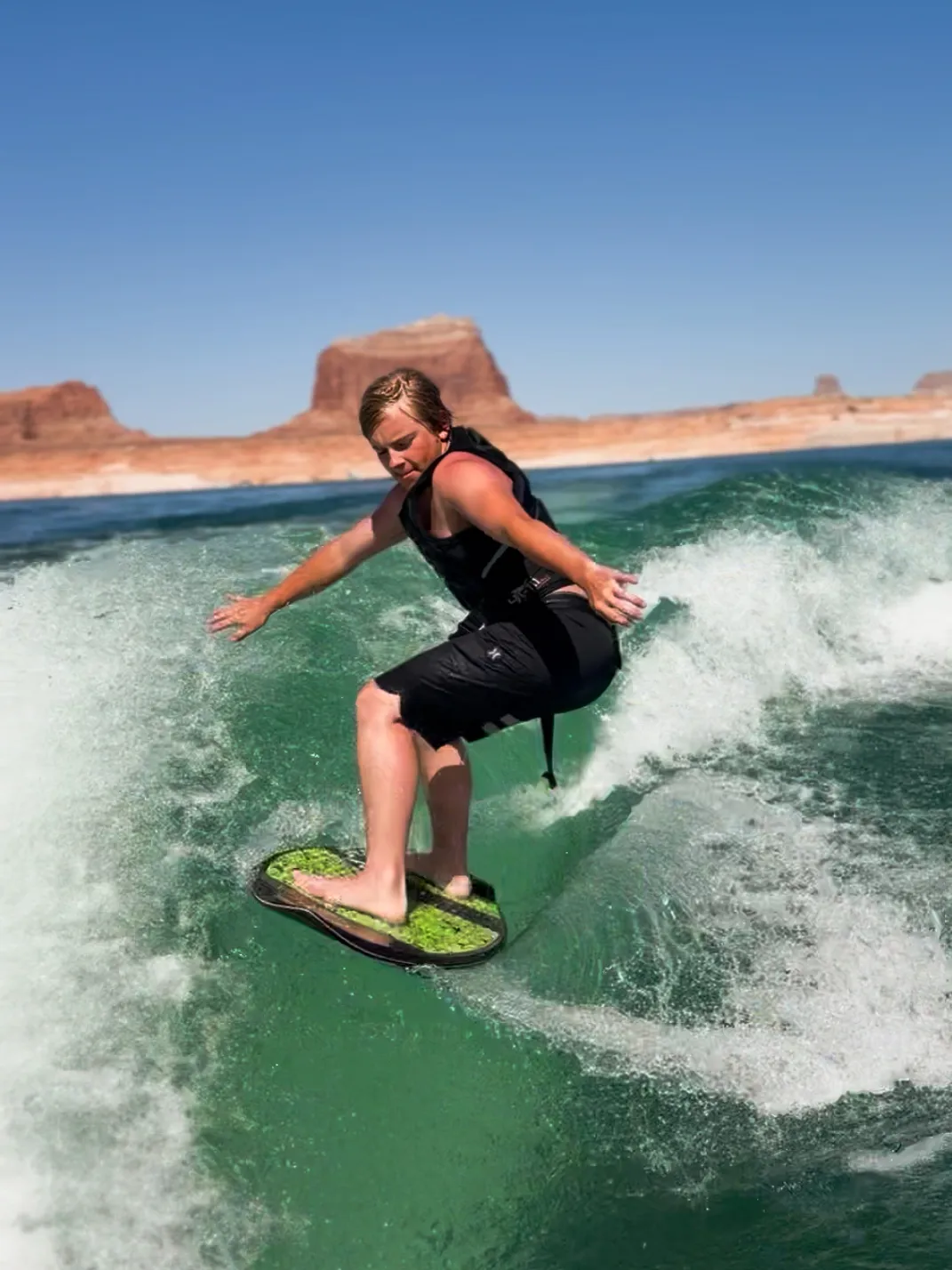 Houseboating Lake Powell in 2026: What It’s Really Like With the Water This Low - treatment image