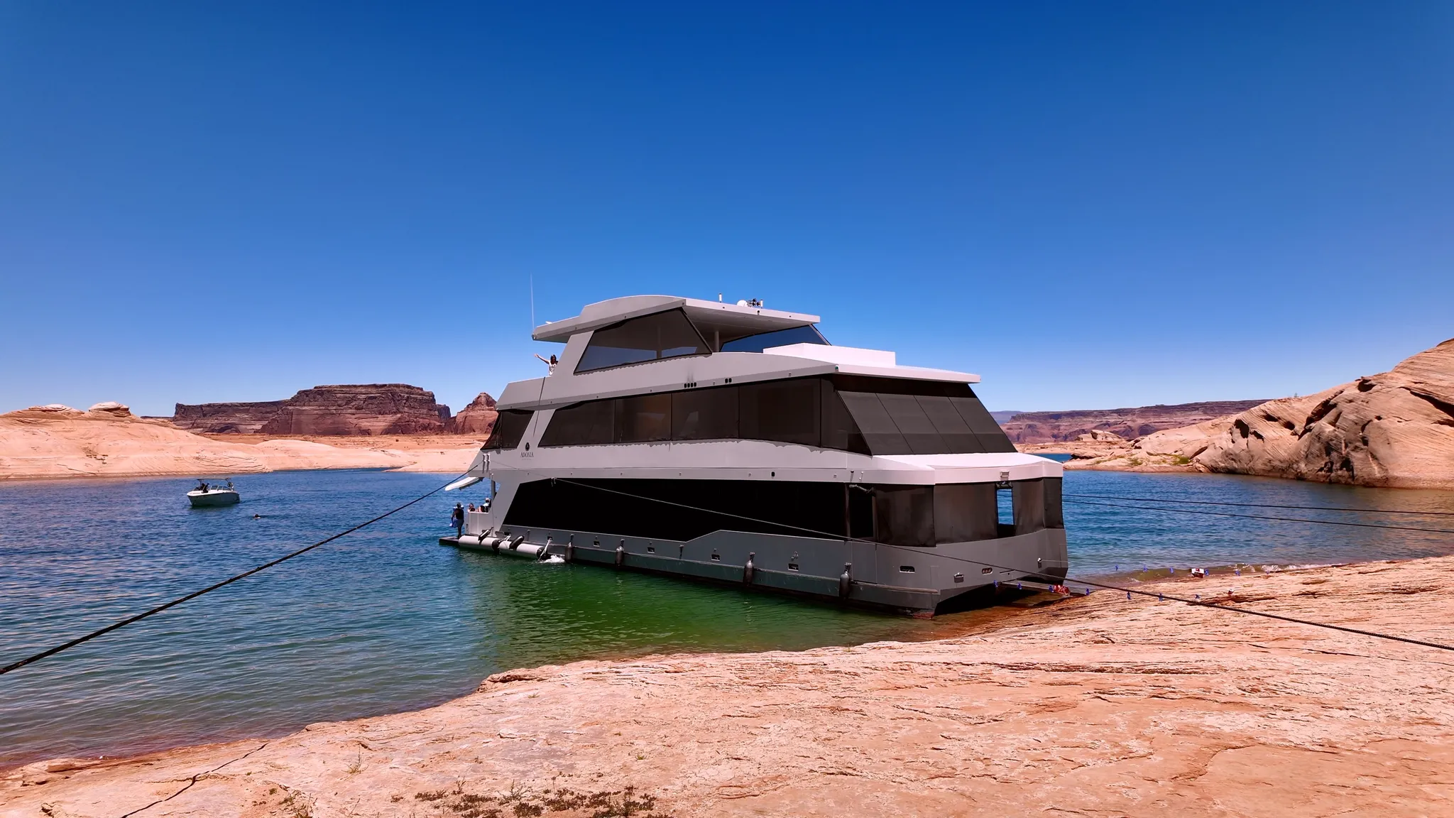 Houseboating Lake Powell in 2026: What It’s Really Like With the Water This Low