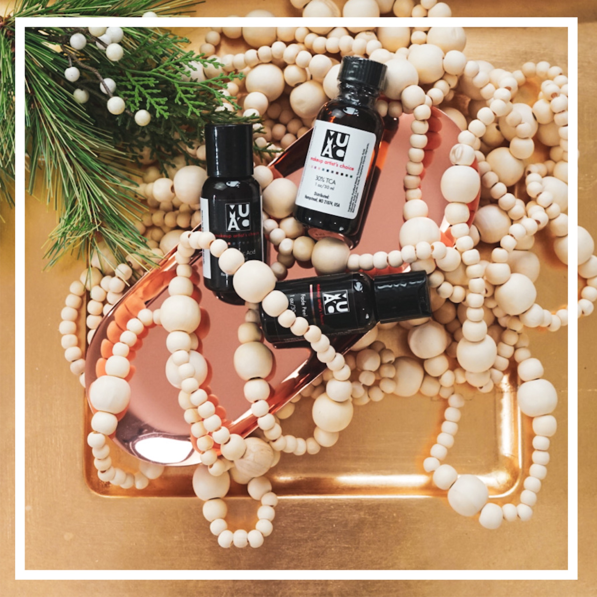 HOliDAY GIFT GUIDE 2022 π - treatment image
