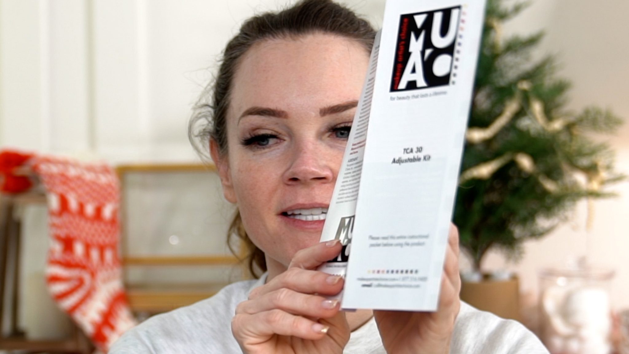 30% TCA PEEL PART 1 – APPLICATION - treatment image
