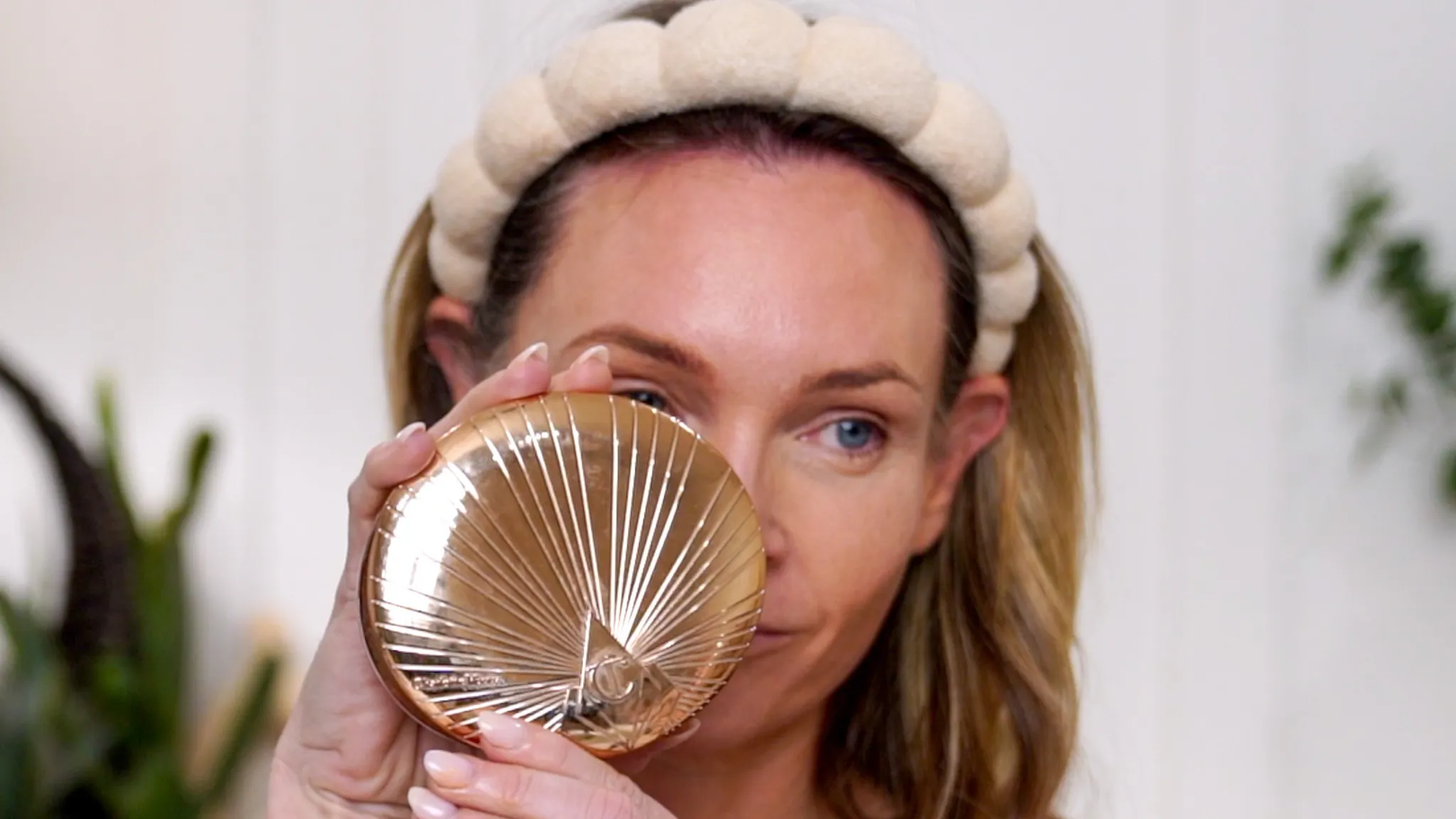 LIVE: Holiday Glow-Up with Glycolic Mask & Microneedling Dr. Pen + Curenex - treatment image