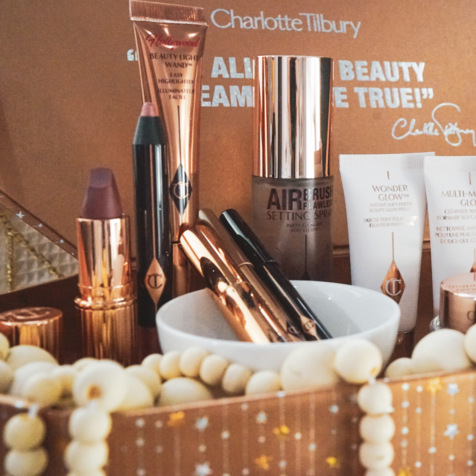 HOliDAY GIFT GUIDE 2022 π - treatment image