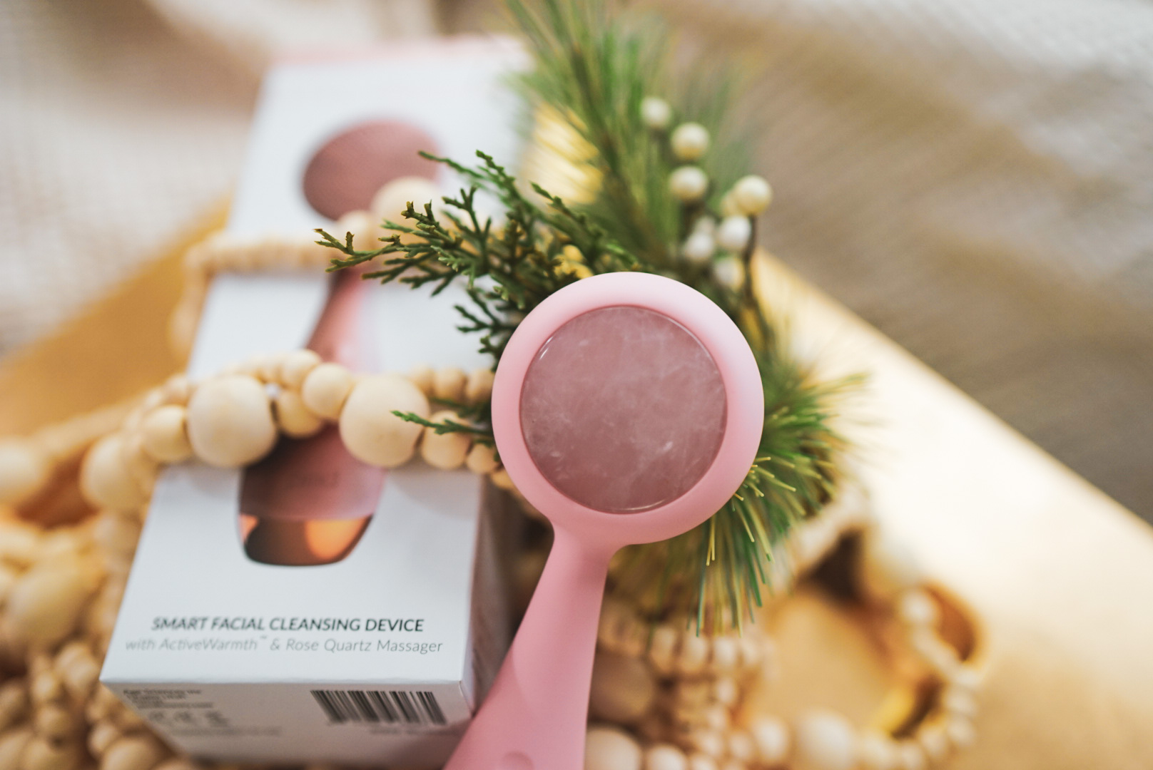 HOliDAY GIFT GUIDE 2022 π - treatment image