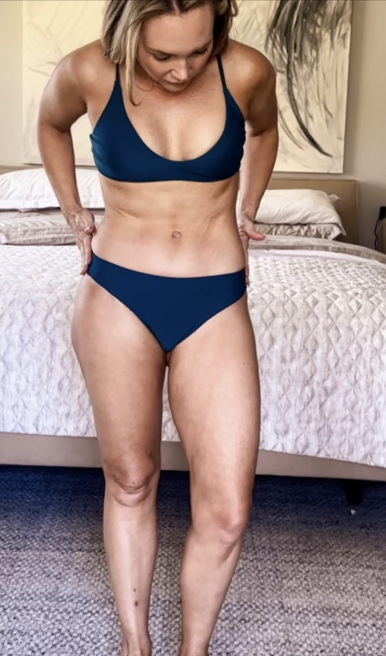AFFORDABLE STYLISH SWIMSUITS ON AMAZON - treatment image