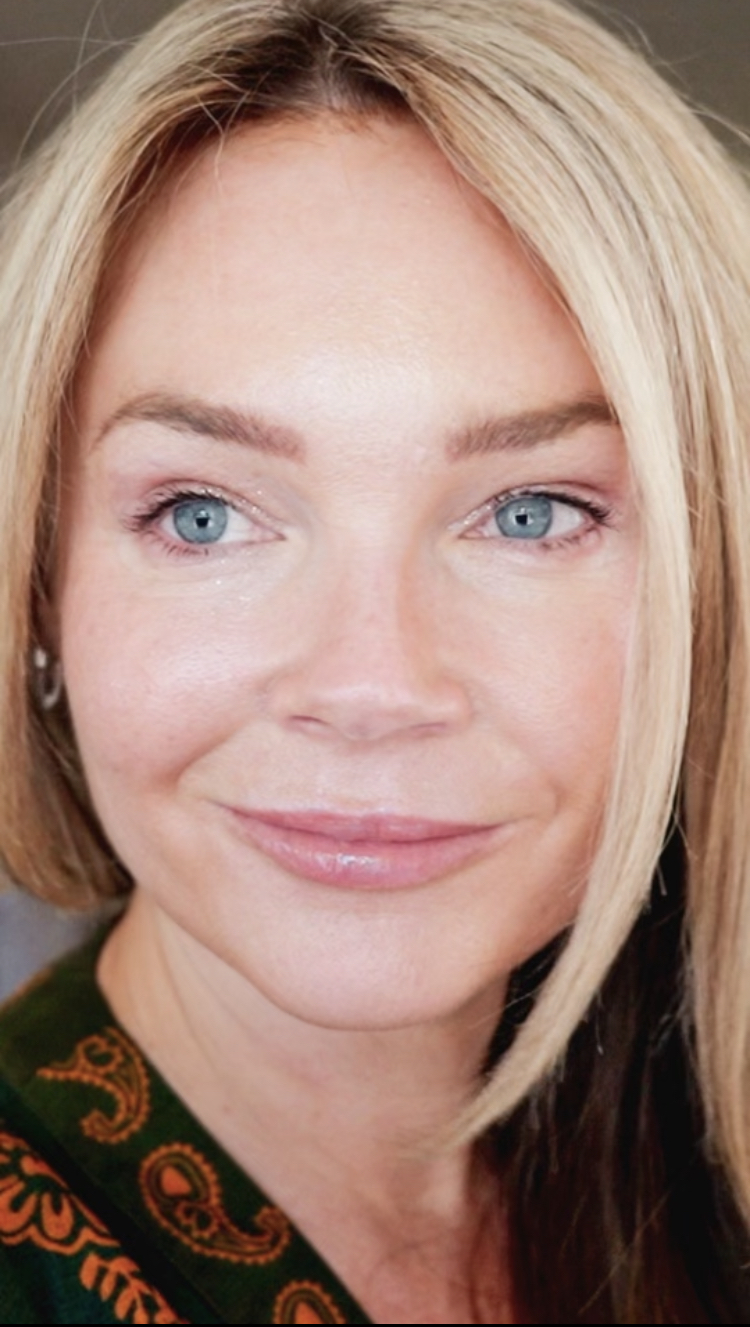 SHAPING BROWS AND BARELY THERE MAKEUP