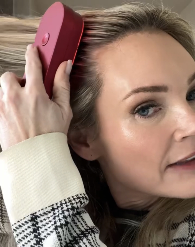 CYBER MONDAY DEALS 2023 BEAUTY PRODUCTS AND DEVICES - treatment image