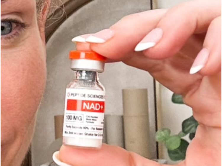 NAD+ INJECTIONS - treatment image