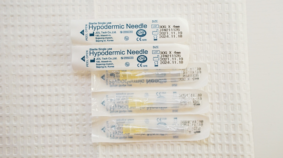 Lumi Eyes And Rejuner Gold Mesotherapy - treatment image