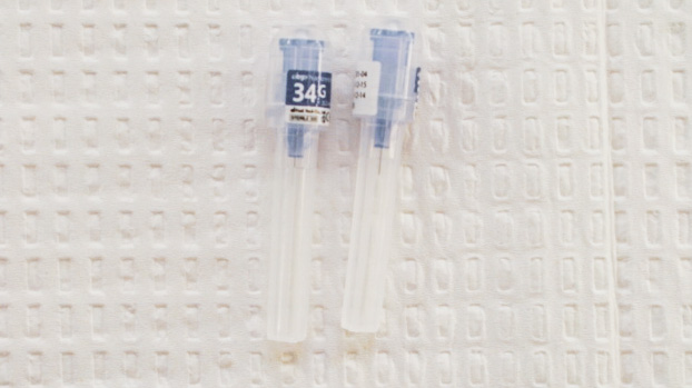 Lumi Eyes And Rejuner Gold Mesotherapy - treatment image