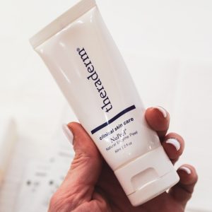 Dermaplaning 101 - treatment image