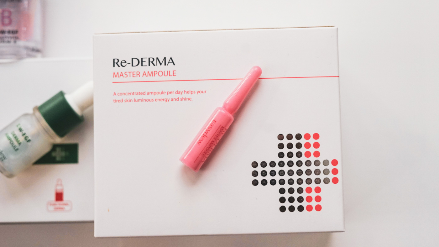 How To Dermaplane At Home - treatment image