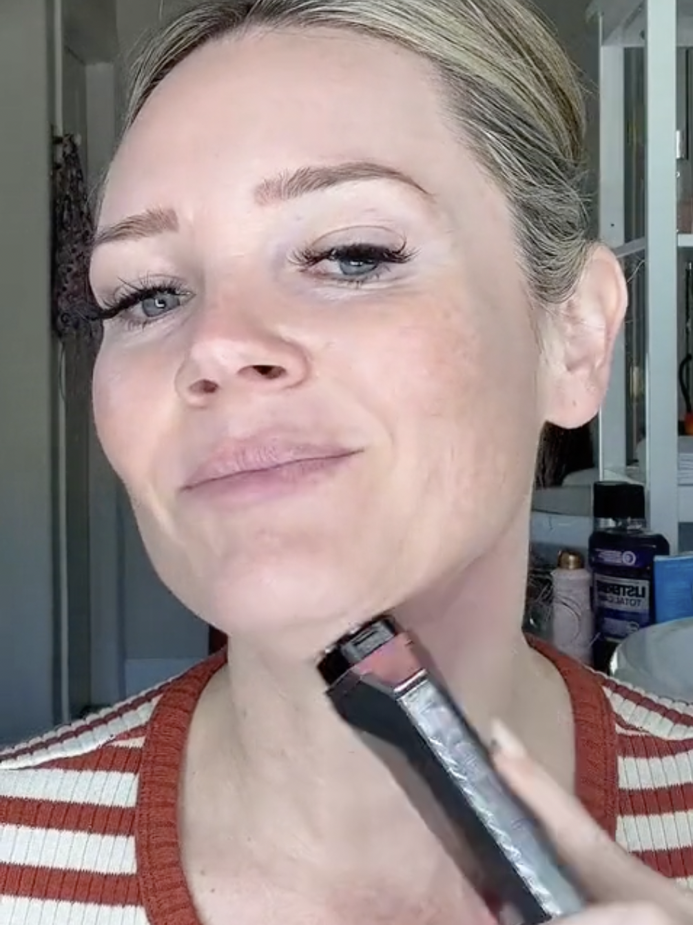 The Ordinary Exfoliating Peeling Solution - treatment image