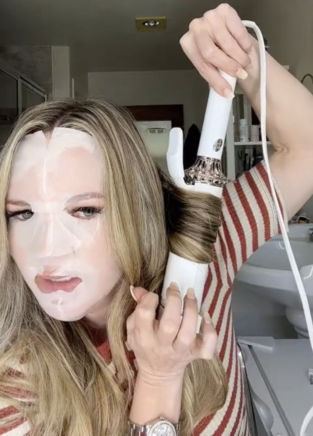 The Ordinary Exfoliating Peeling Solution - treatment image
