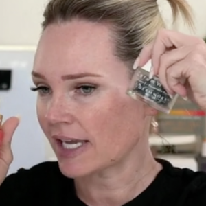 How To Get Glowing Summer Skin - treatment image