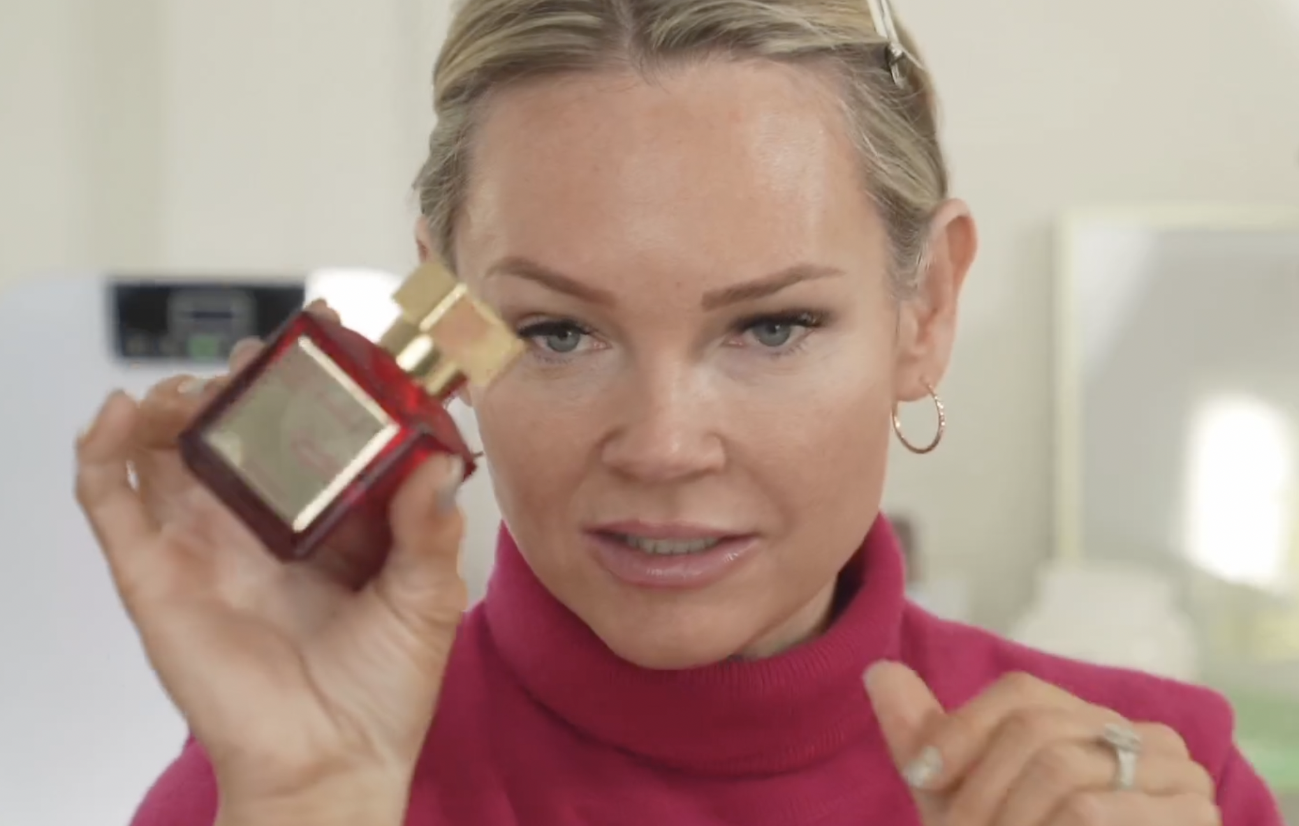 VALENTINE’S DAY GIFTS 2023 FOR HER - treatment image