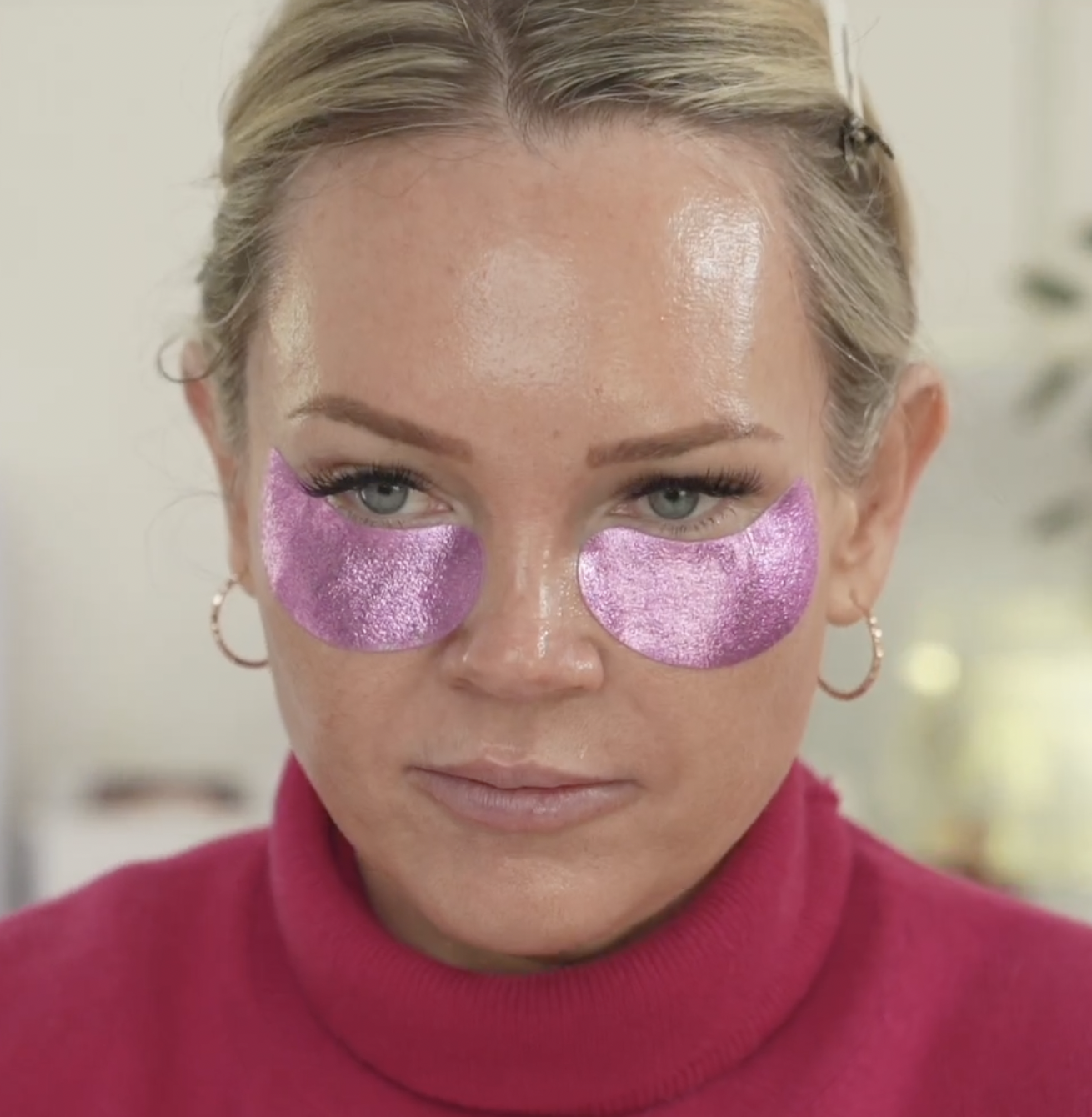 VALENTINE’S DAY GIFTS 2023 FOR HER - treatment image
