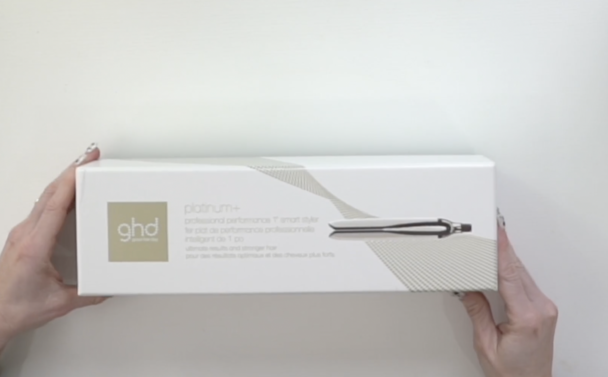 Cle de Peau FOUNDATION, CELIMAX KBEAUTY, GHD STRAIGHTENER REVIEW - treatment image