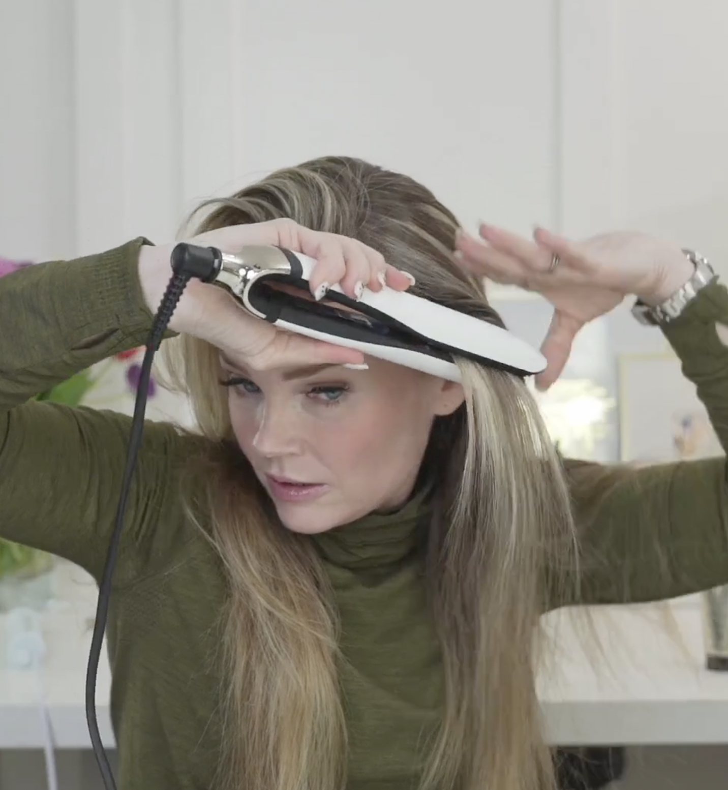Cle de Peau FOUNDATION, CELIMAX KBEAUTY, GHD STRAIGHTENER REVIEW - treatment image
