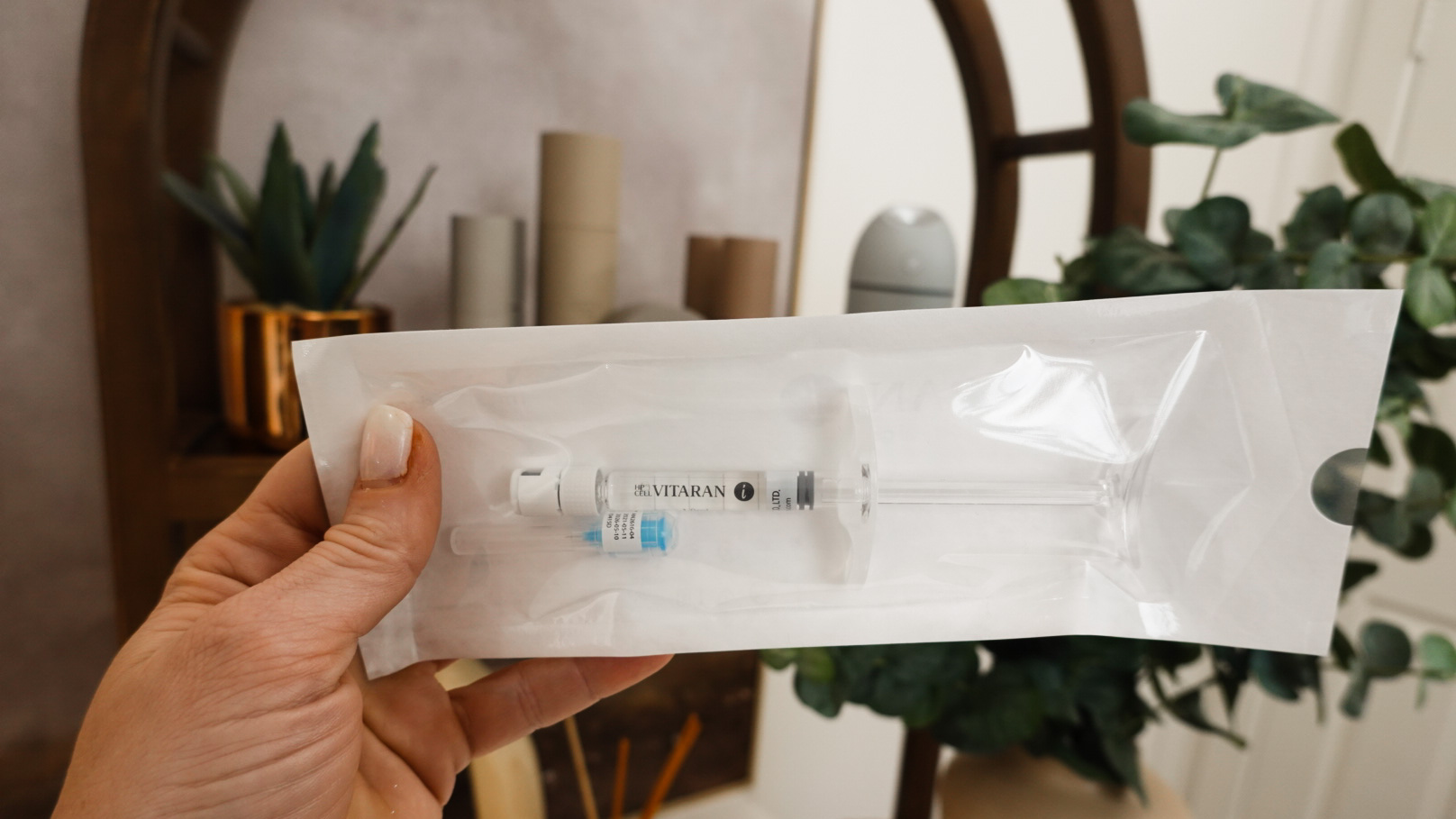 HAND MESOTHERAPY HP CELL VITARAN & INNOTOX INJECTIONS - treatment image