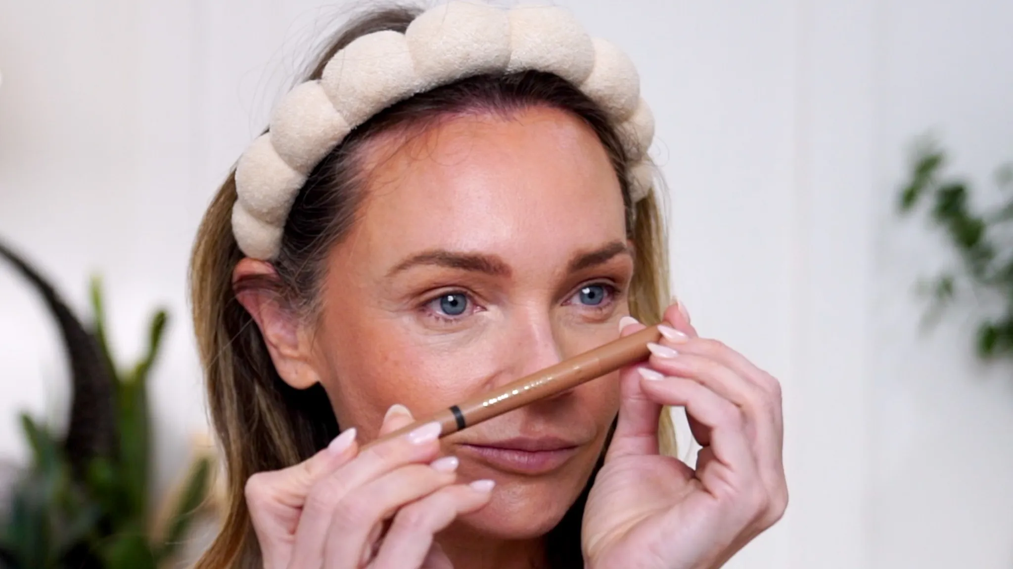 LIVE: Holiday Glow-Up with Glycolic Mask & Microneedling Dr. Pen + Curenex - treatment image