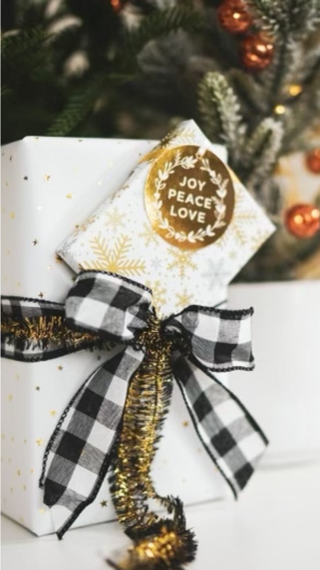 NATURAL KAOS HOLIDAY GIVEAWAY DAY 4 DERMICS $100 GIFT CARD