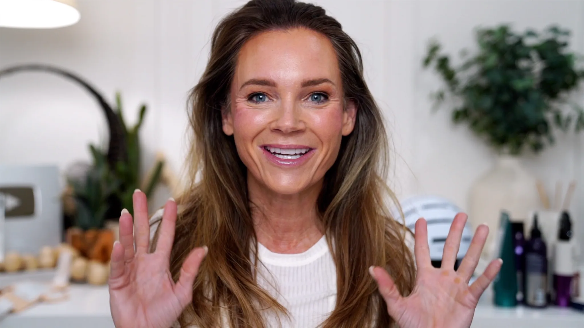 Thanksgiving Glow-Up: Exfoliate & Microneedle for Radiant Skin - treatment image