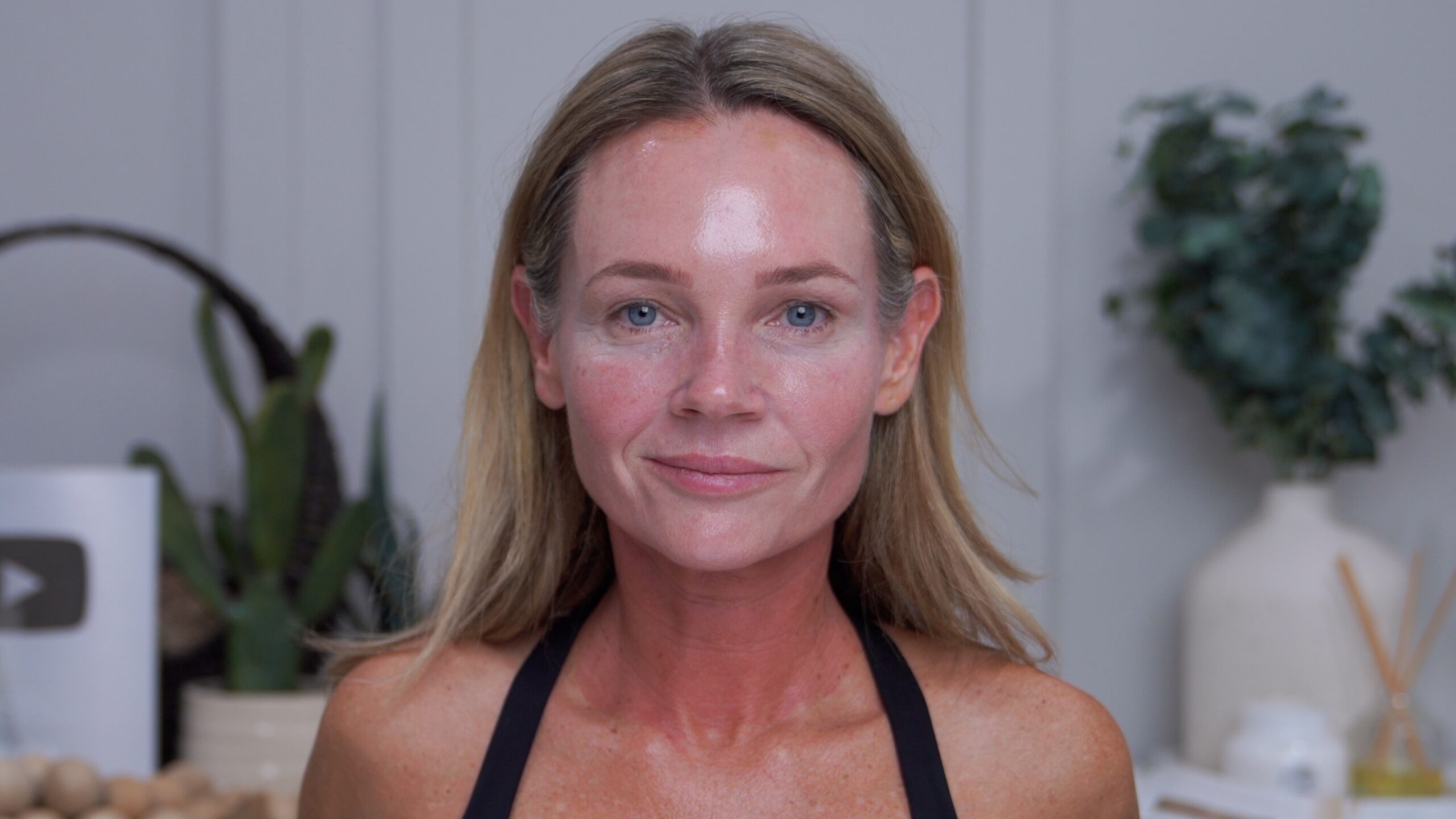 Kim Pratt's no-makeup facial appearance eight days after Russian Tox placement